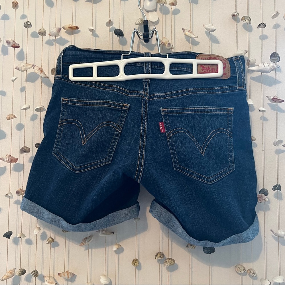 Levi’s denim shorts